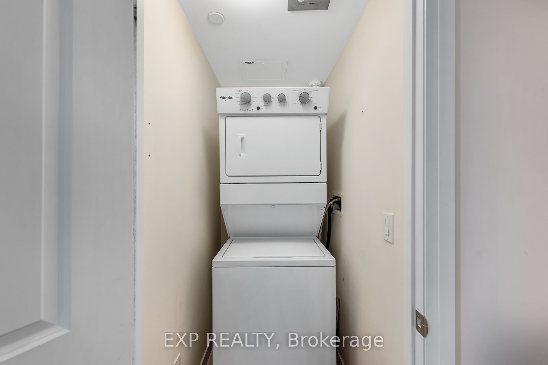 25 Baker Hill Boulevard, #521