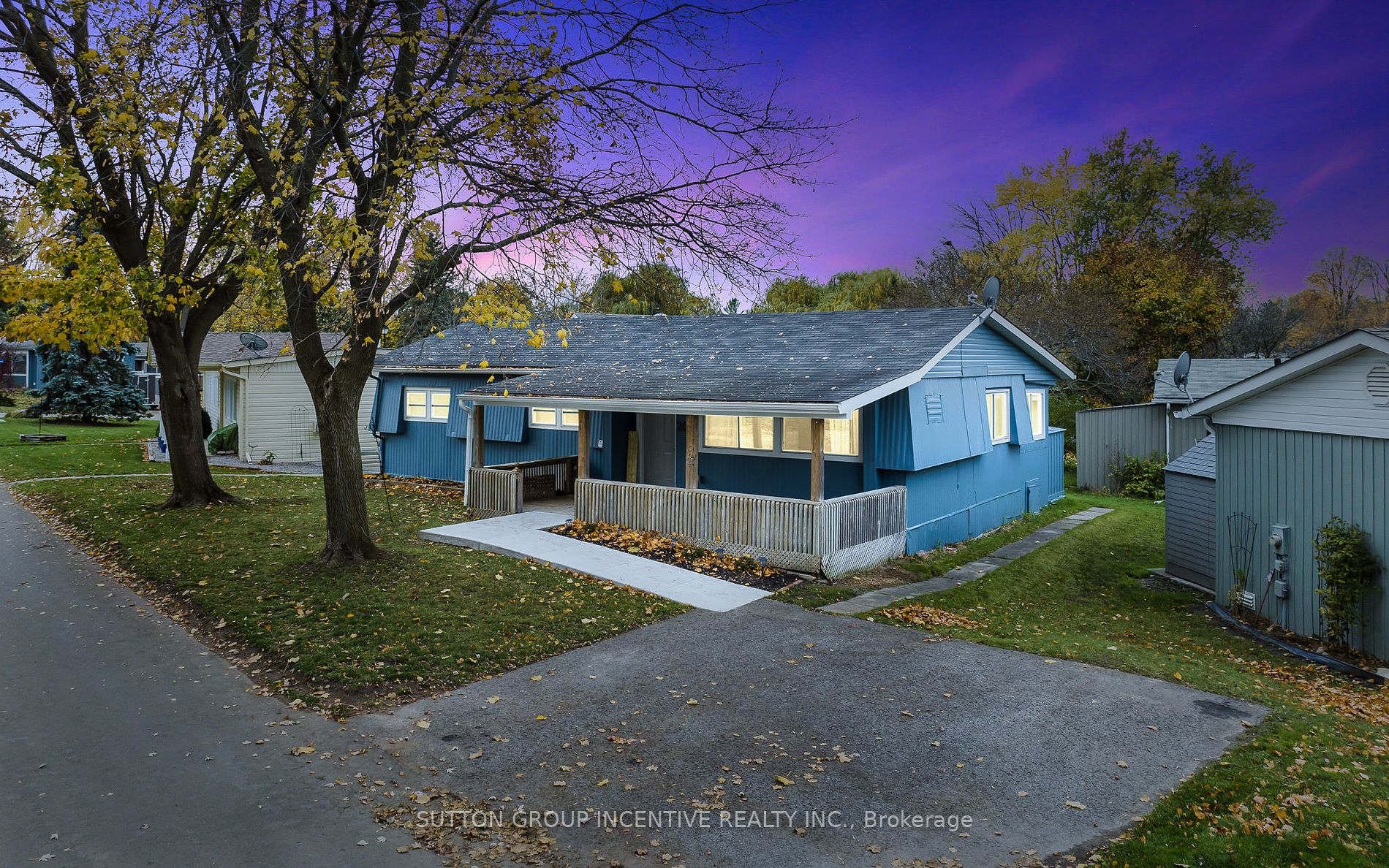 20 Weeping Willow Dr