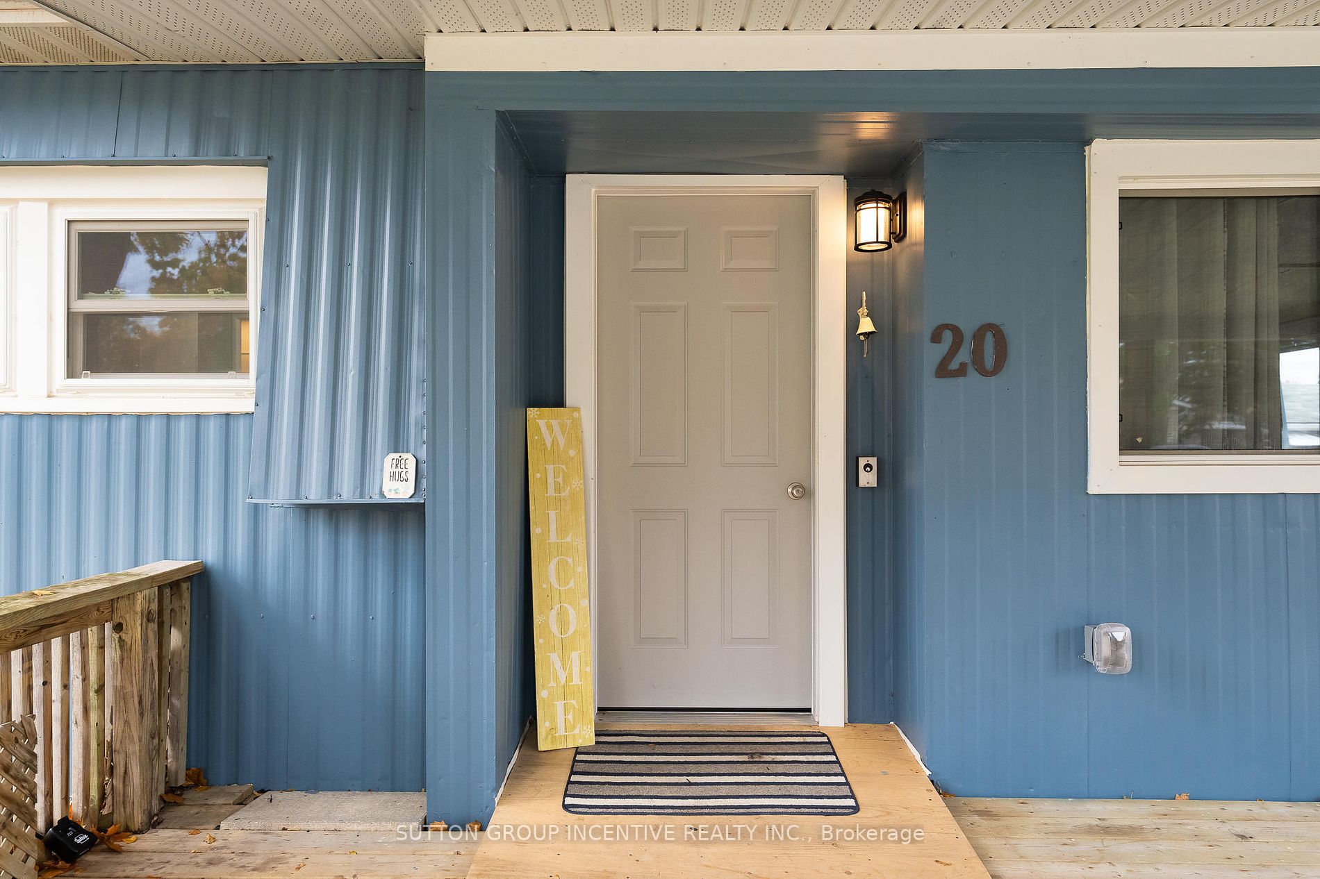 20 Weeping Willow Dr