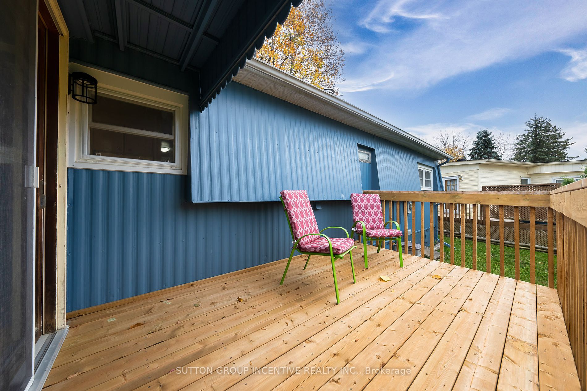 20 Weeping Willow Dr