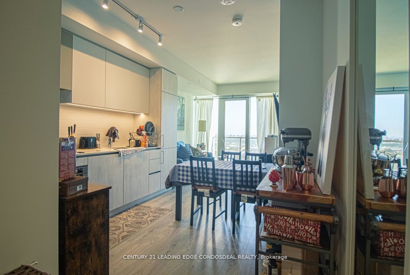 1000 Portage Parkway, #1906