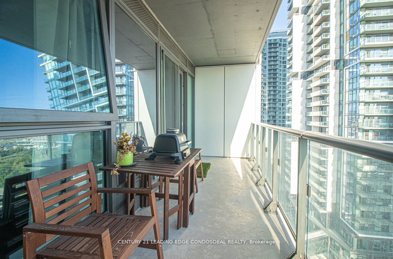 1000 Portage Parkway, #1906