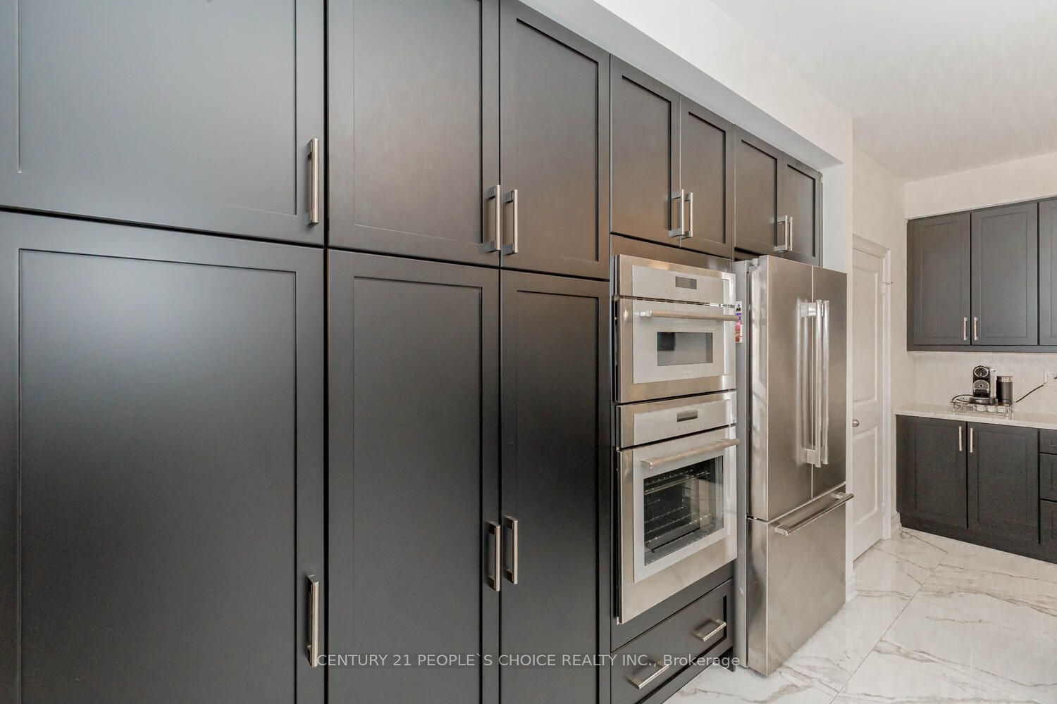 176 Coldwell Bay Circ