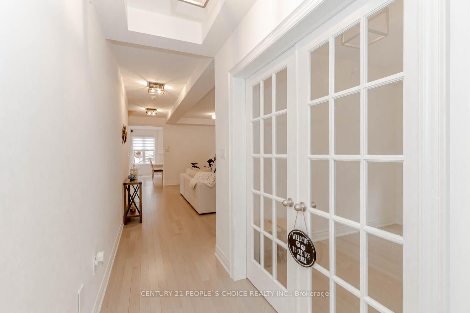 176 Coldwell Bay Circ