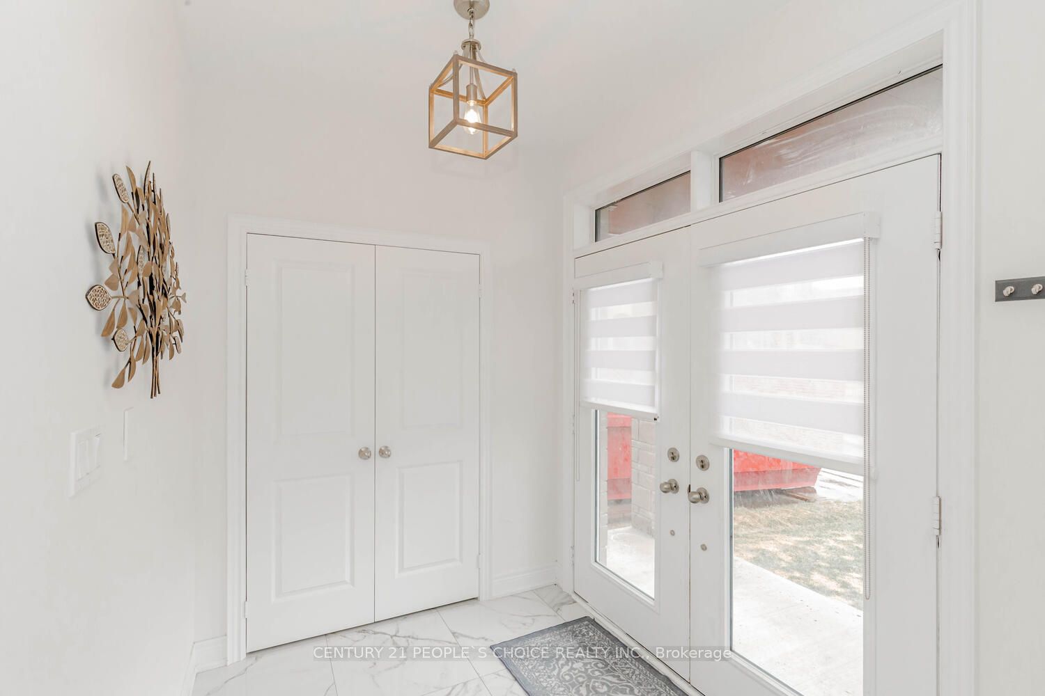 176 Coldwell Bay Circ