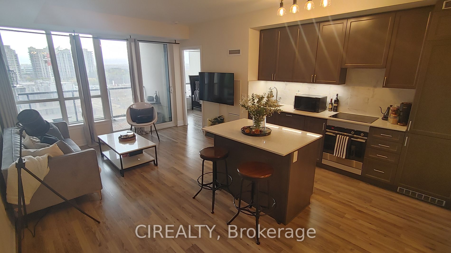 9075 Jane Street #802