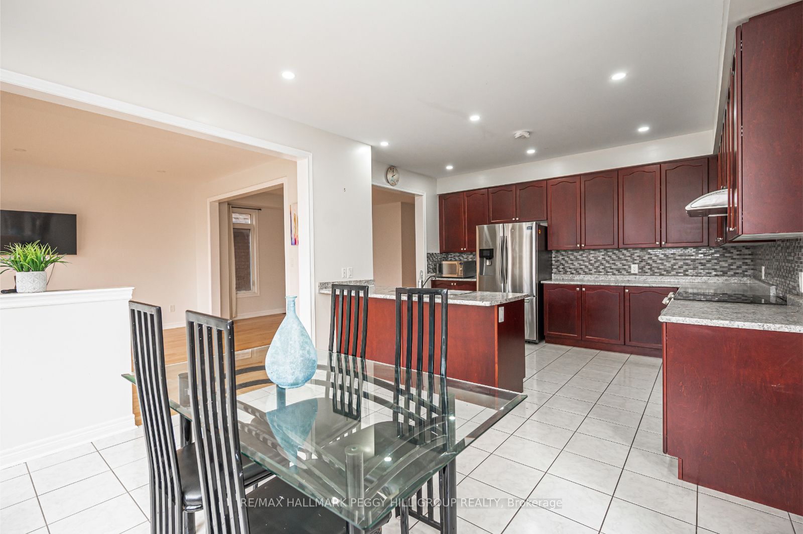 30 Owens Rd