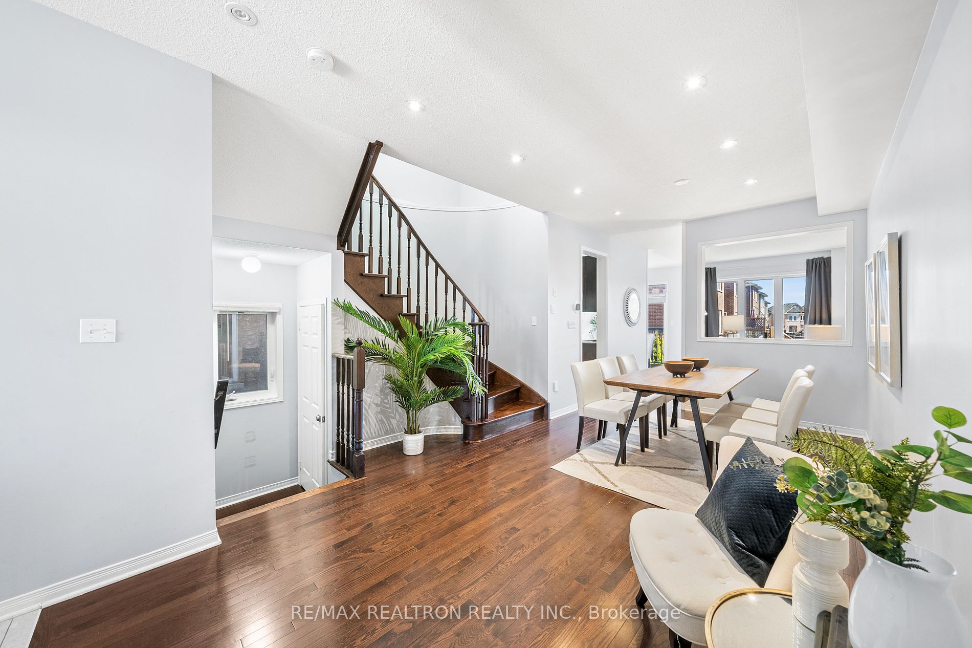 34 Walter Sinclair Court