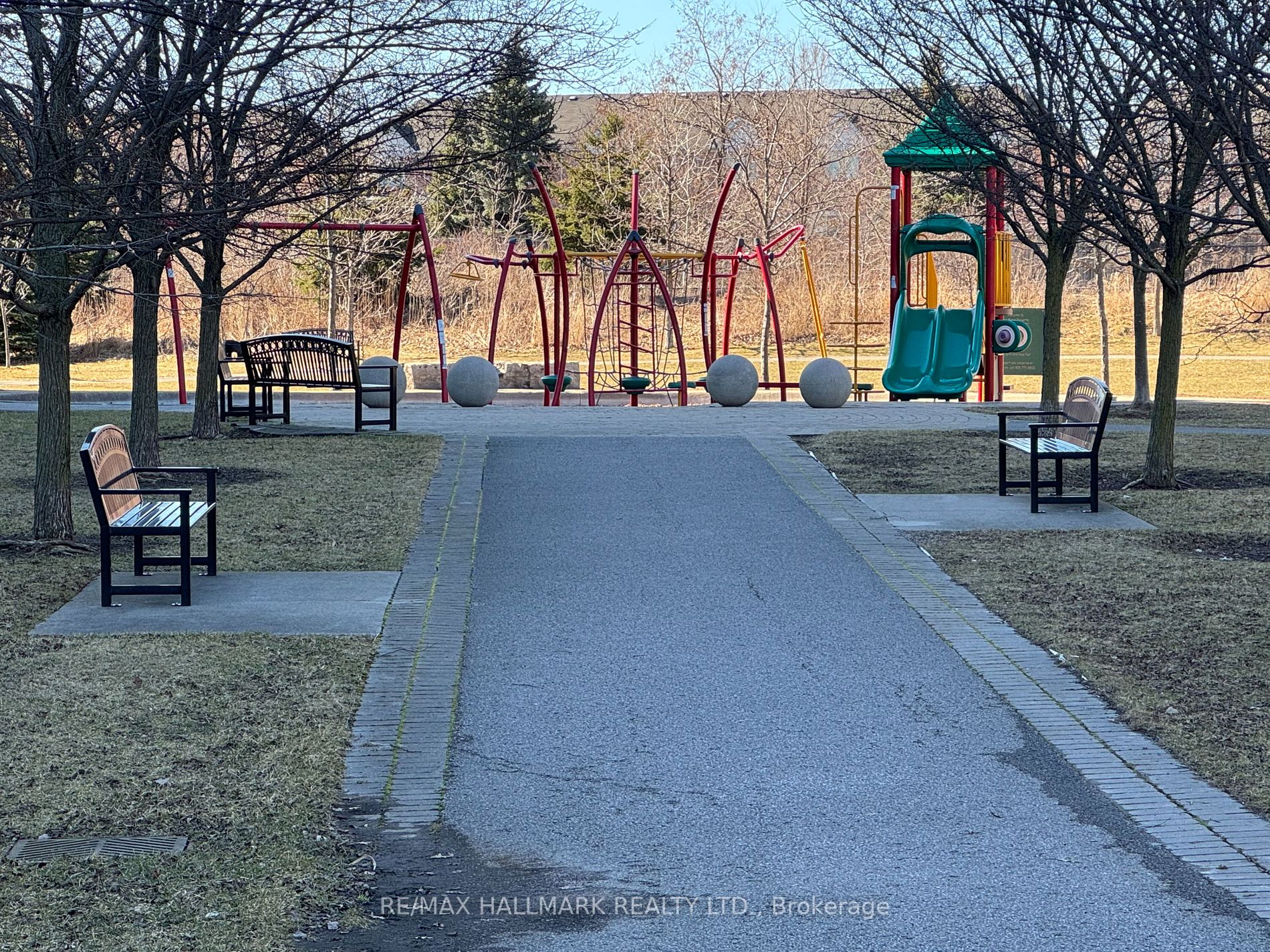 350 Red Maple Road, #101