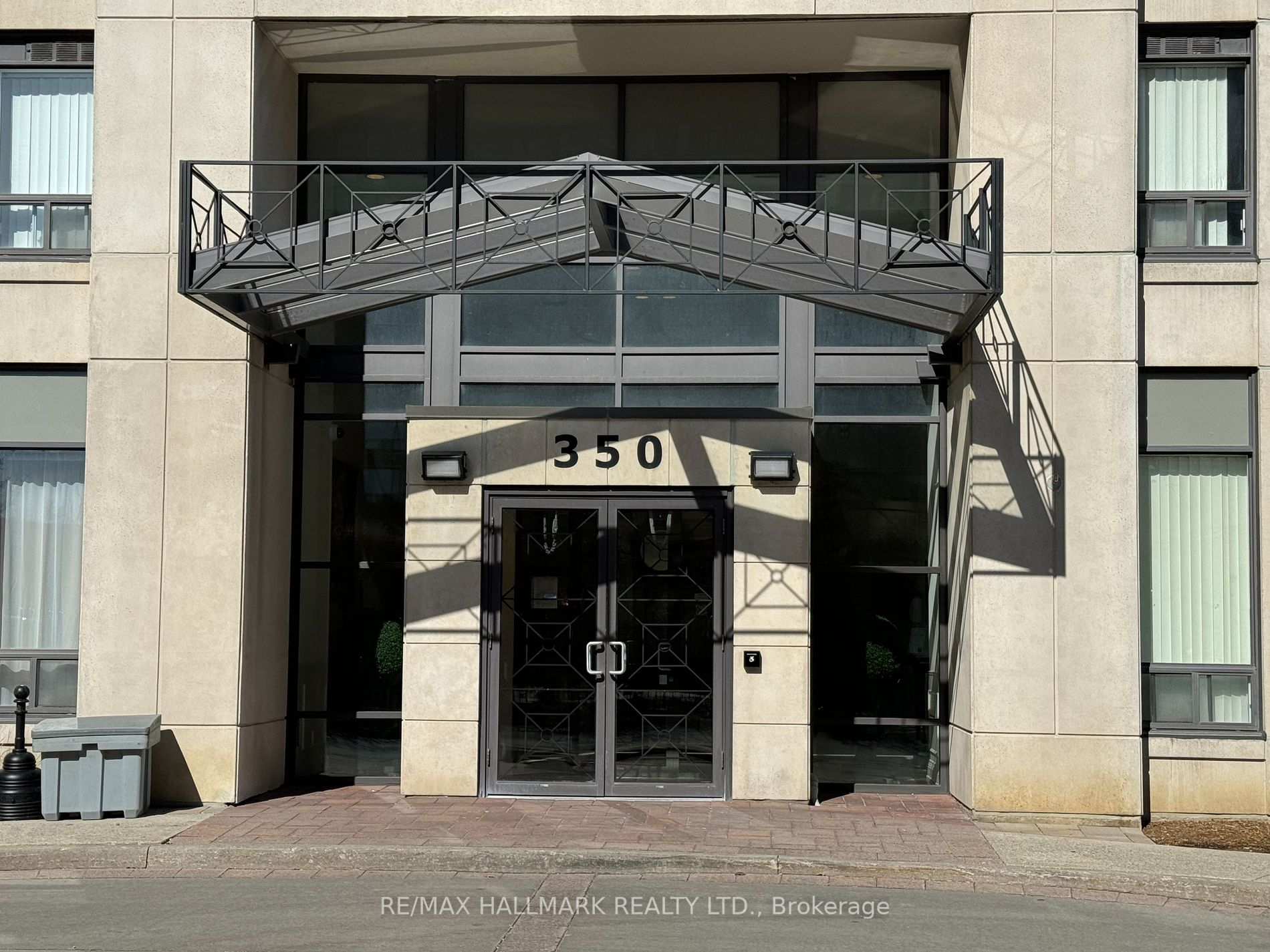 350 Red Maple Road, #101