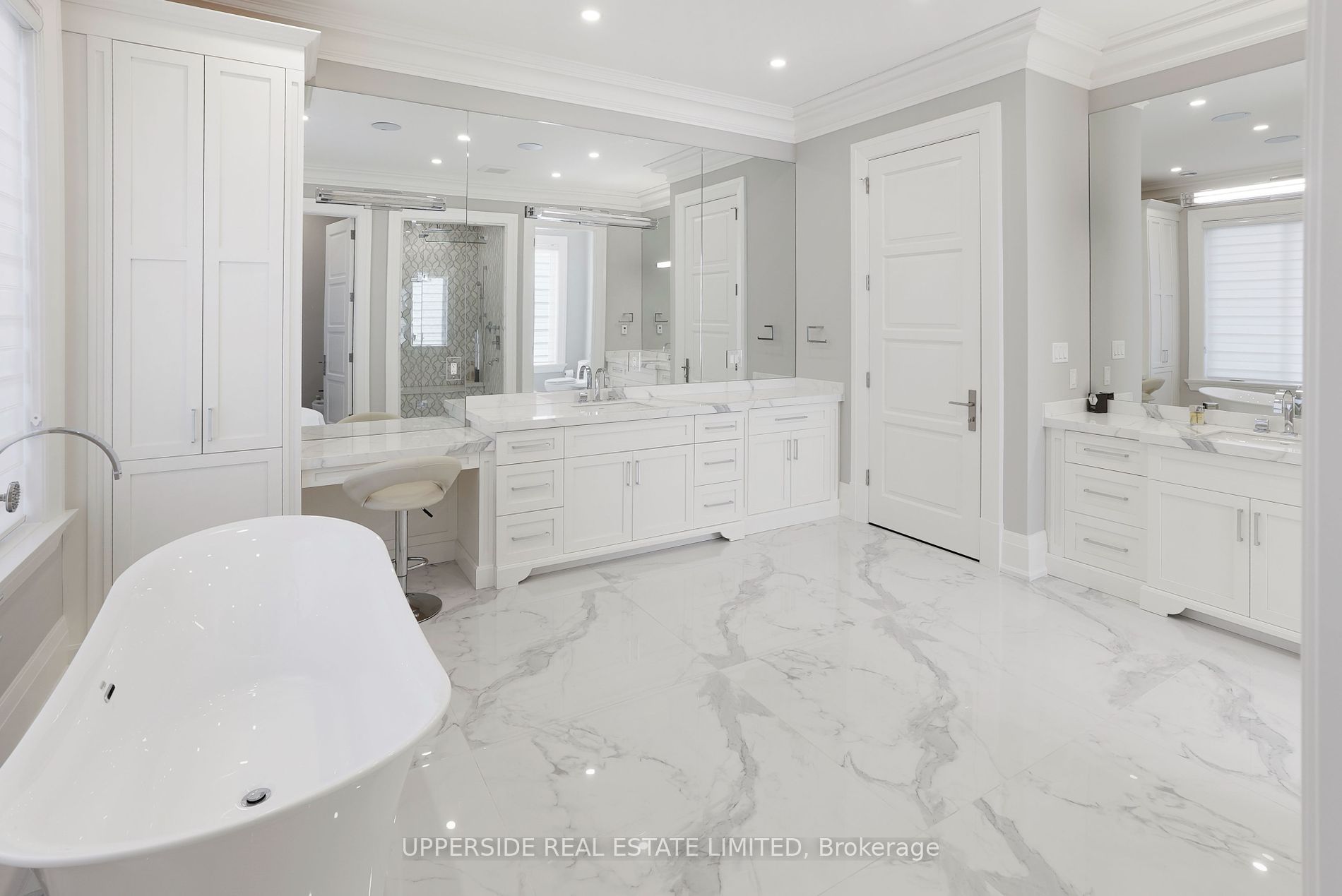 28 Thornridge Drive