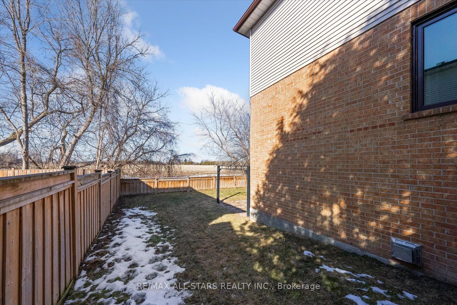 538 Highland Crescent