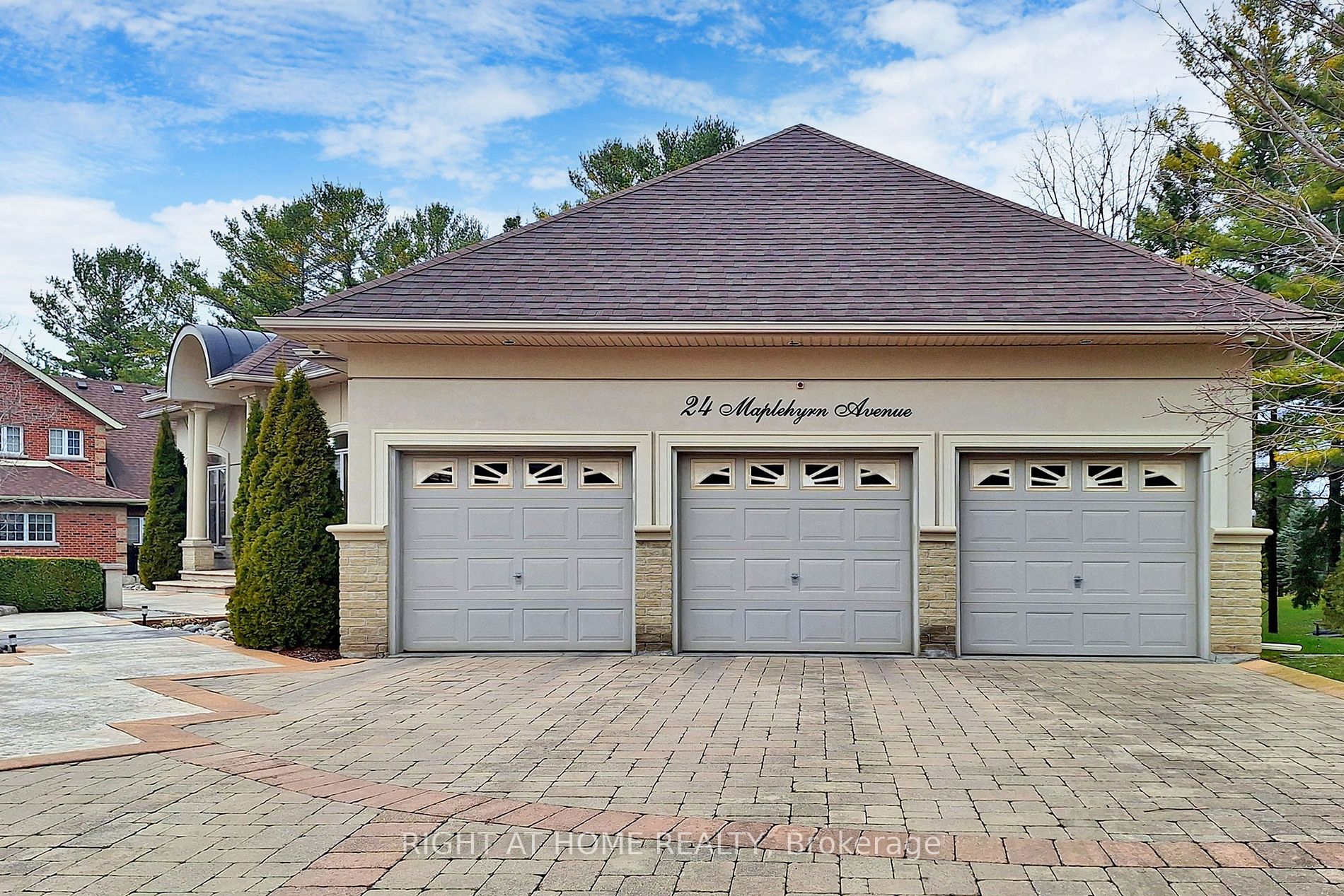 24 Maplehyrn Avenue