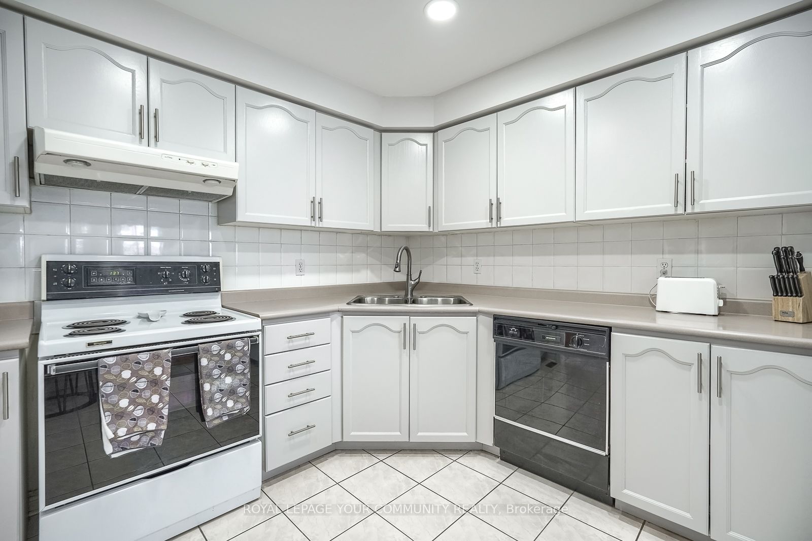 73 Widdifield Avenue