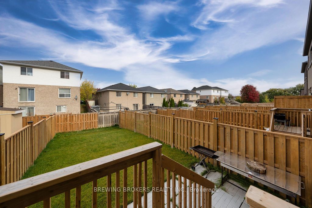 34 Landolfi Way S