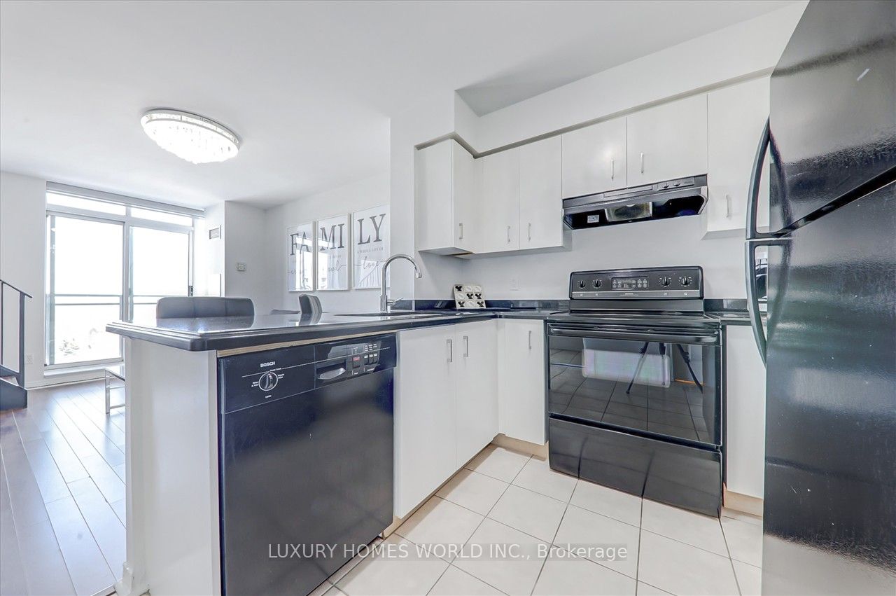 51 Baffin Court #702