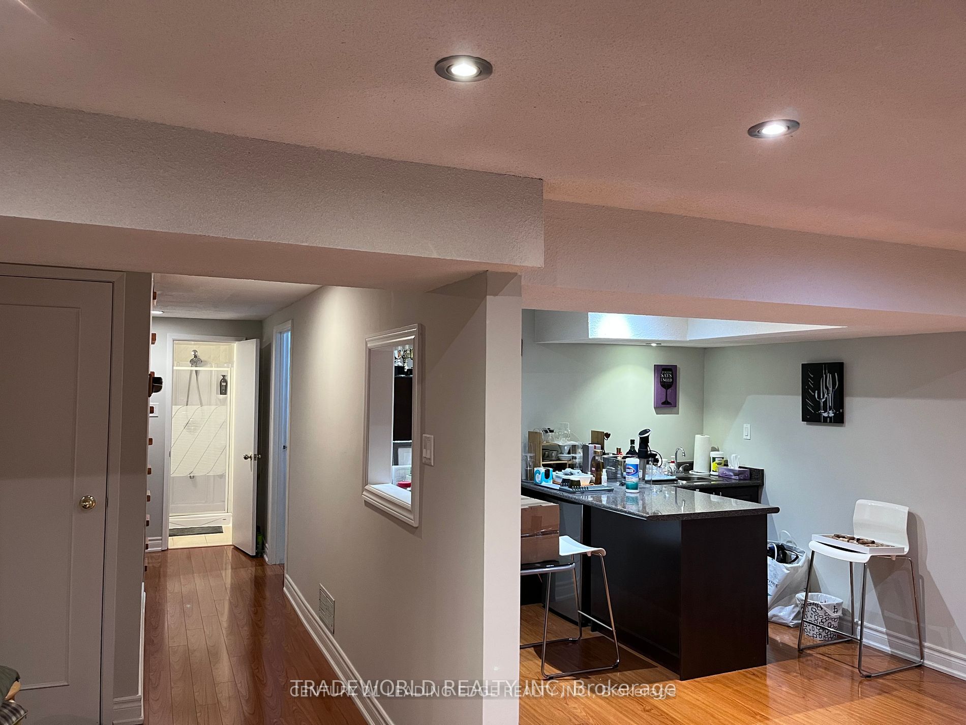 122 Tamarack Dr