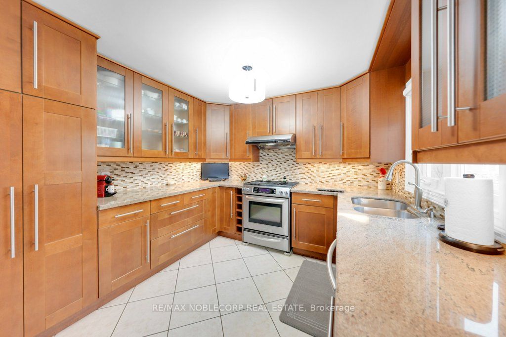 70 Lime Dr