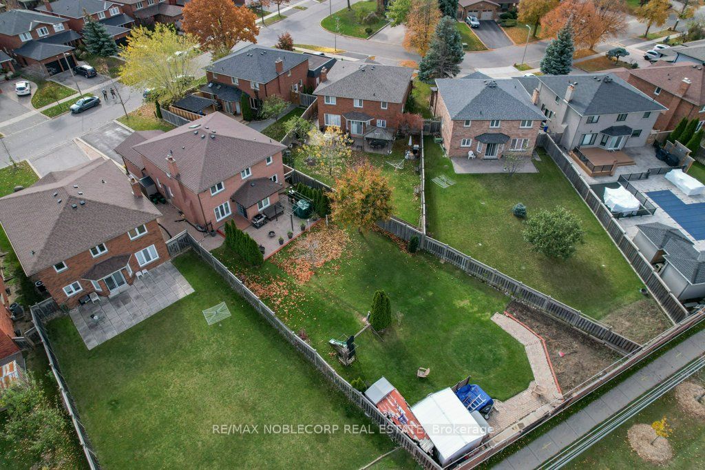 70 Lime Dr