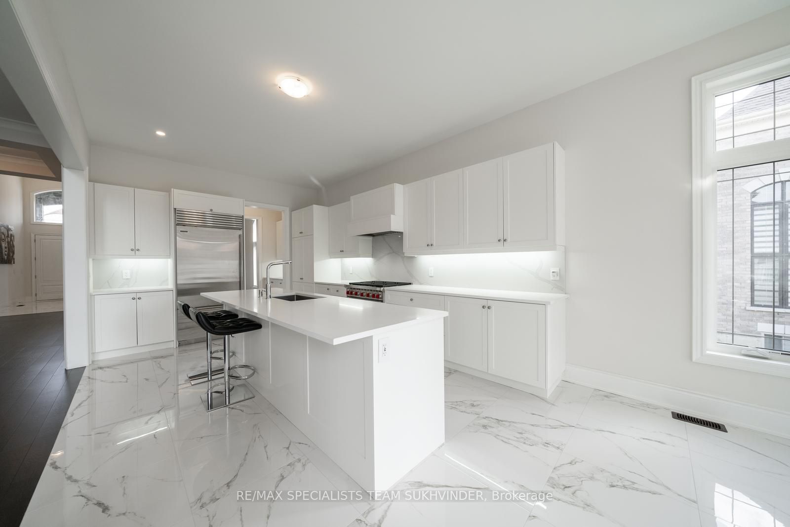 57 Appleyard Ave