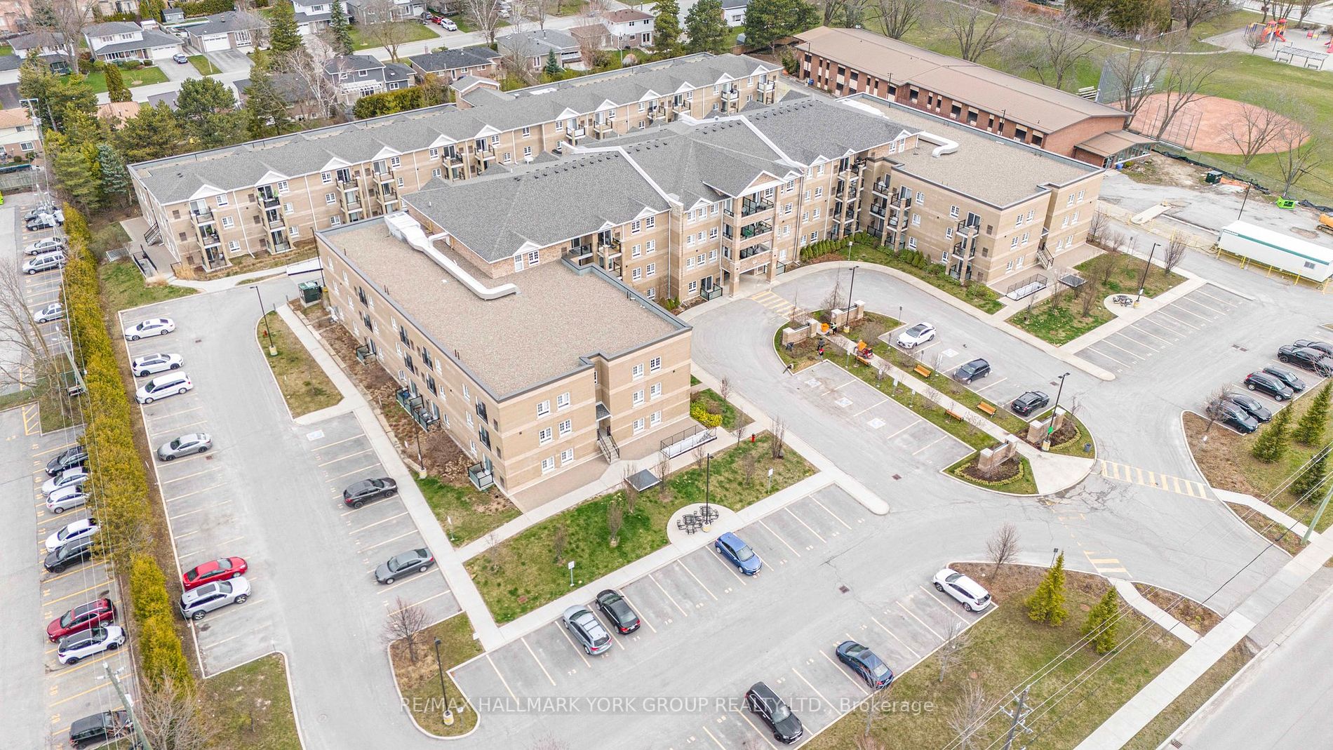 481 Rupert Avenue #203