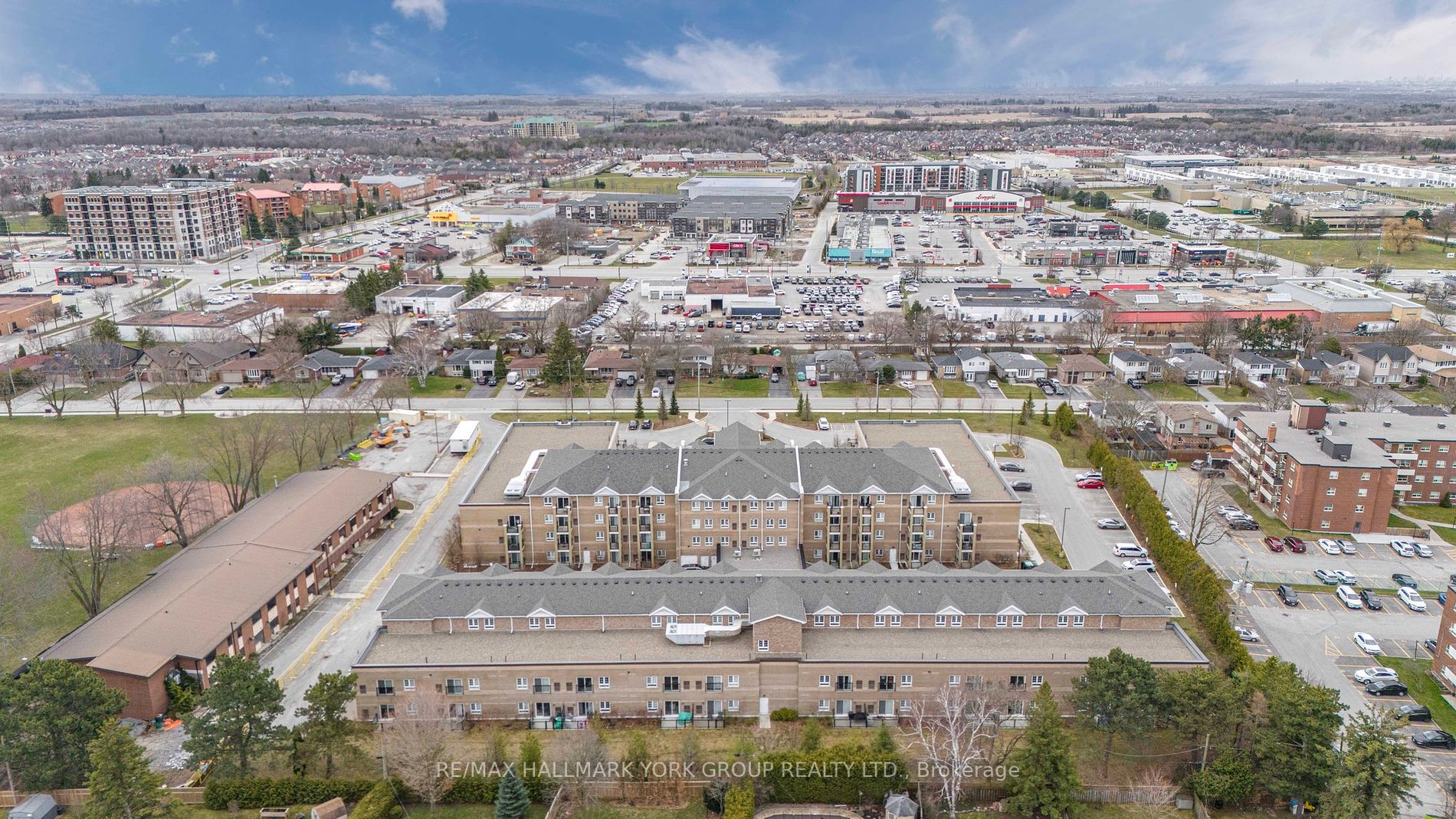 481 Rupert Avenue #203
