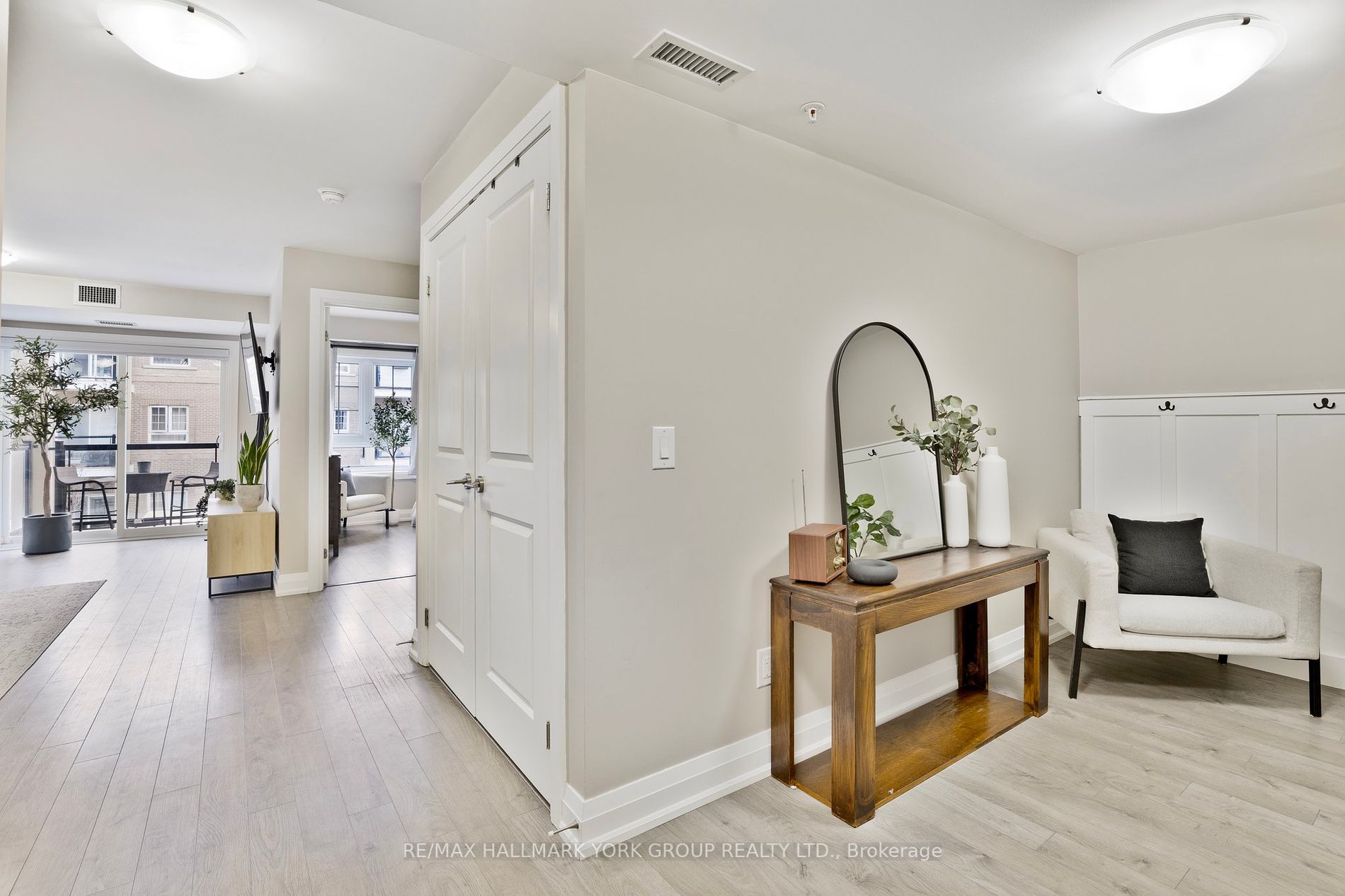 481 Rupert Avenue #203