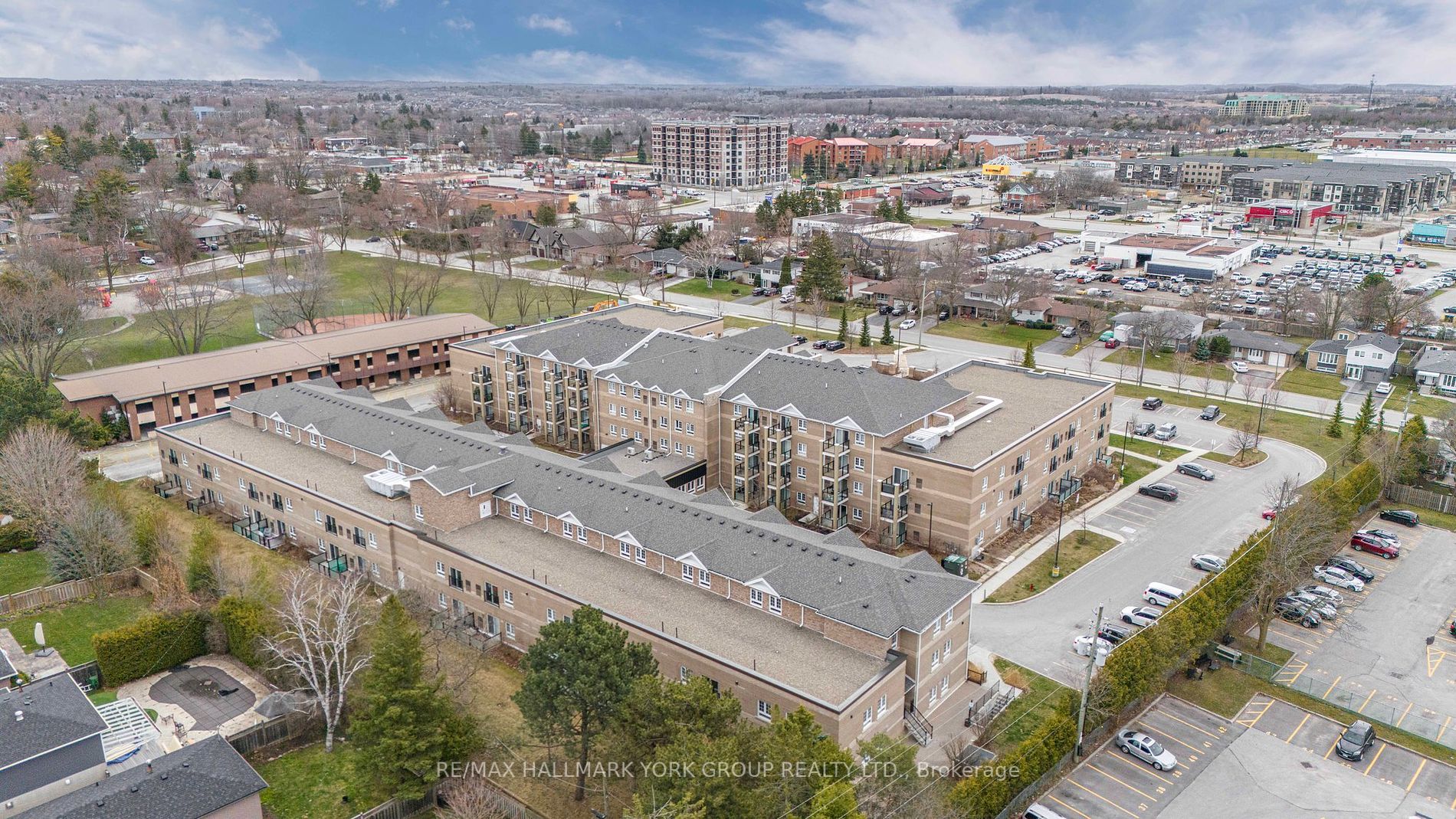 481 Rupert Avenue #203