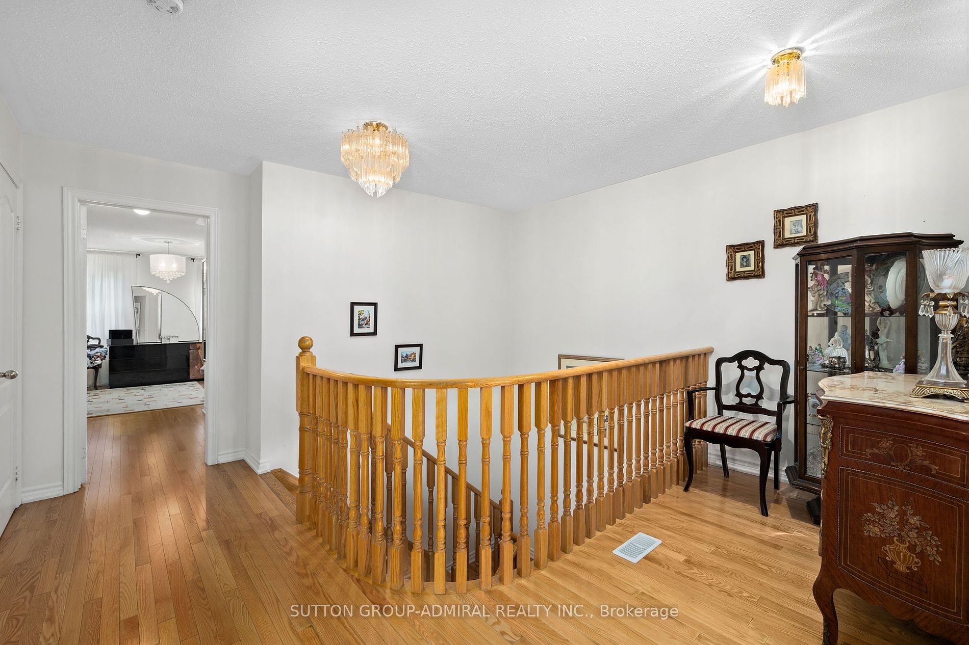 8777 Dufferin St, #44