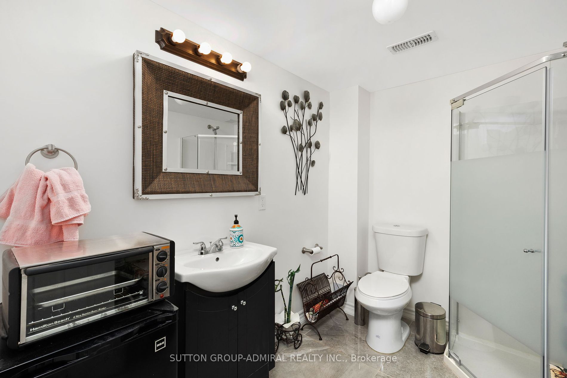 8777 Dufferin St, #44