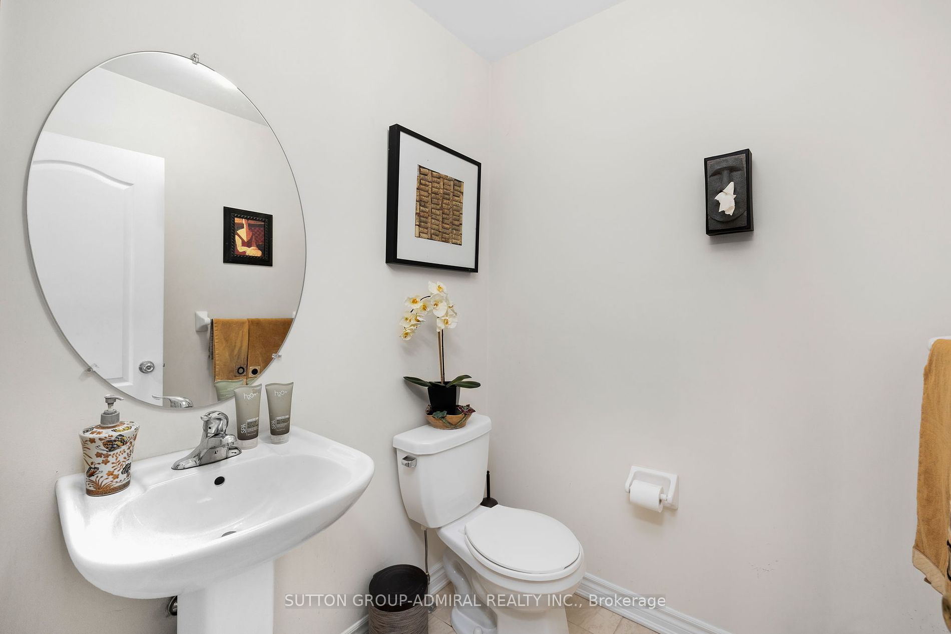 8777 Dufferin St, #44