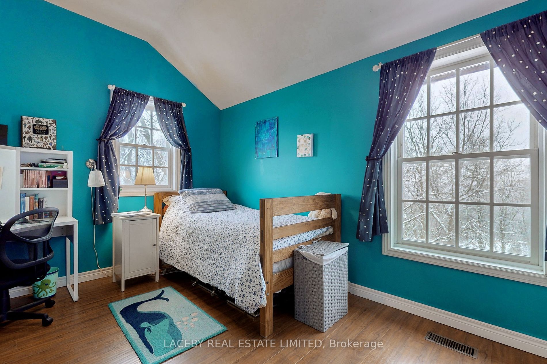 352 Kettleby Rd