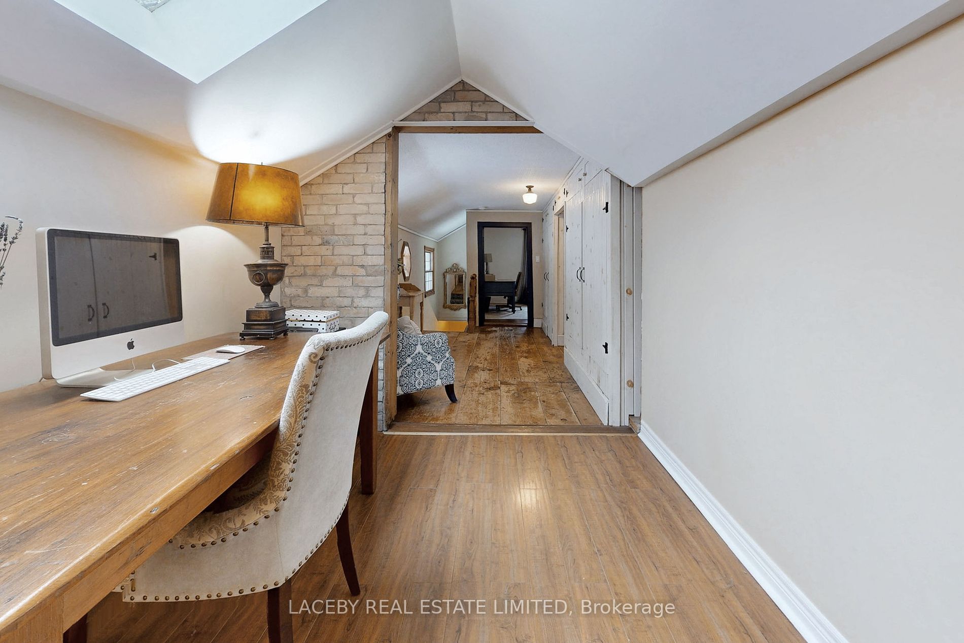 352 Kettleby Rd