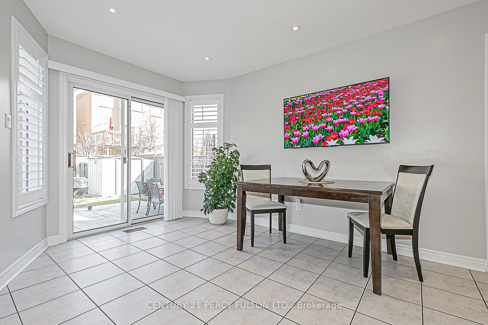 151 Rosanna Crescent