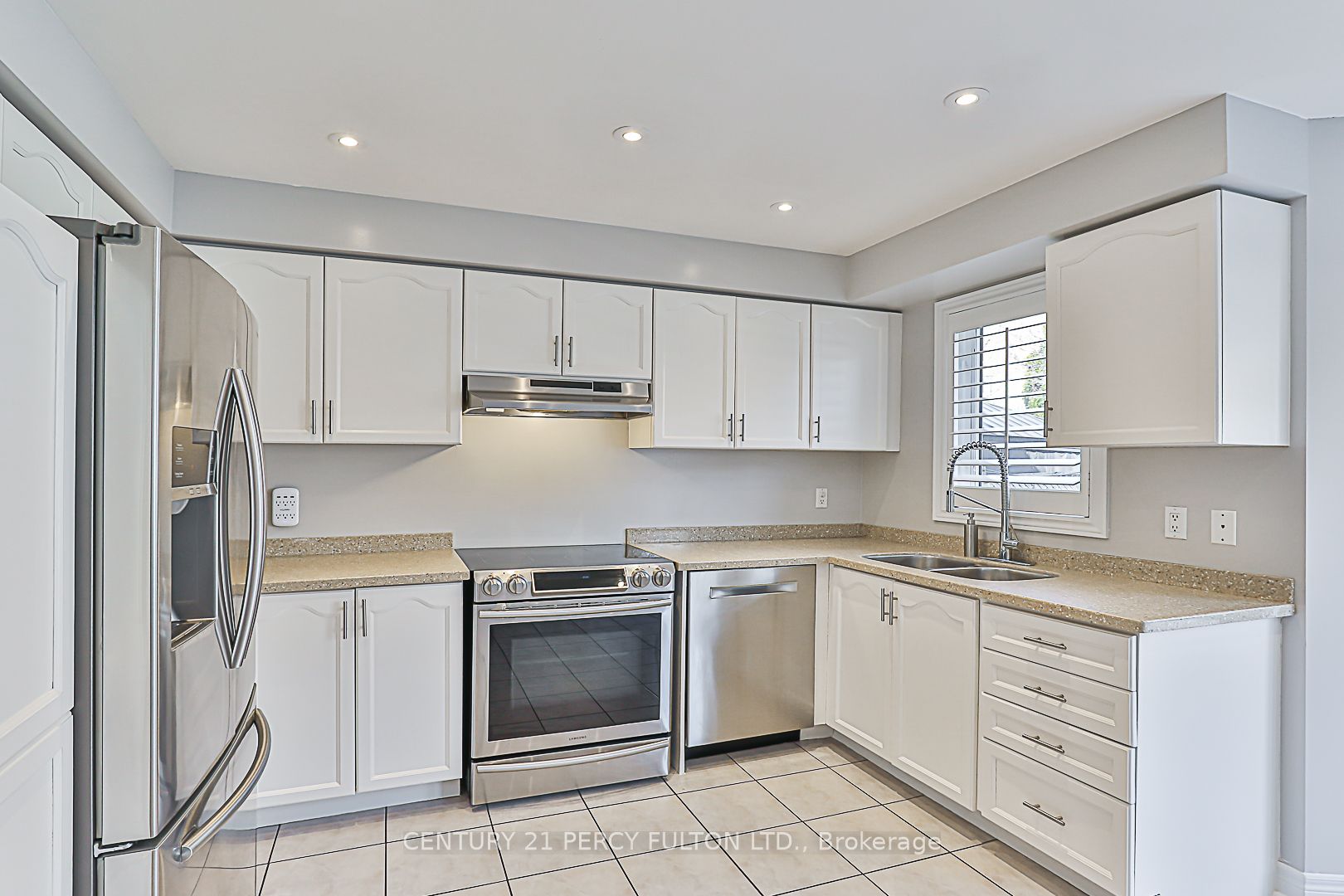 151 Rosanna Crescent