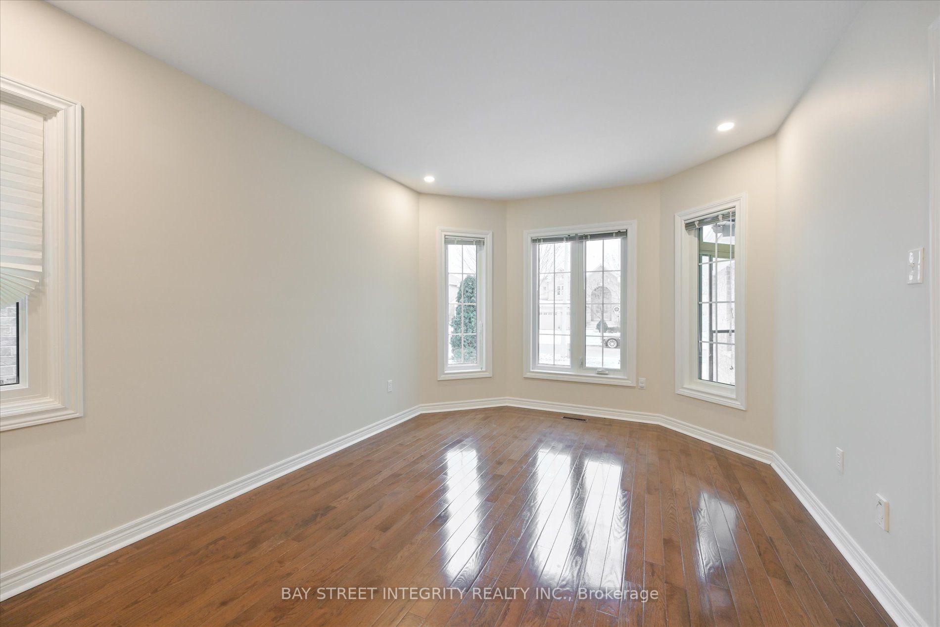 67 Grandlea Crescent