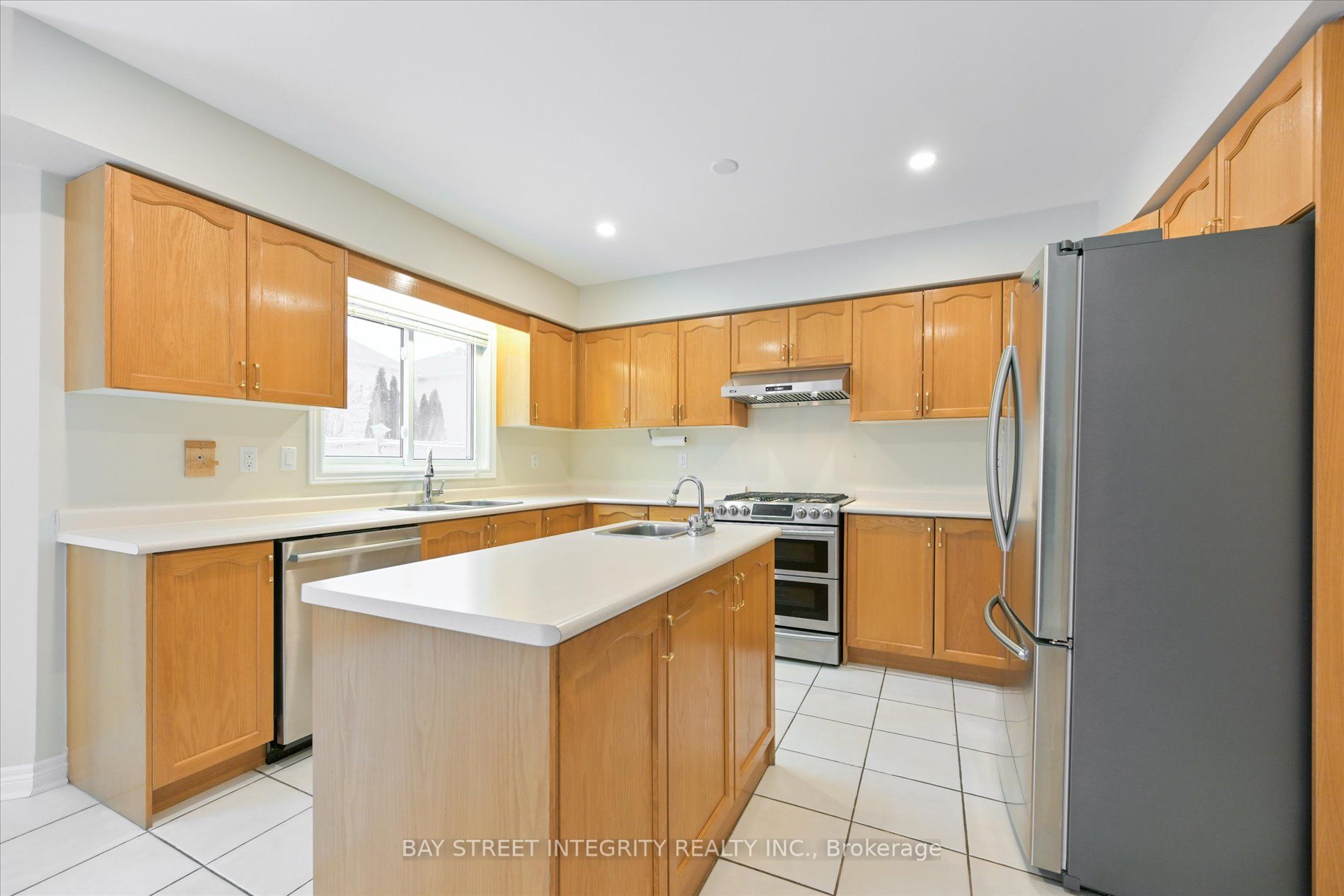 67 Grandlea Crescent