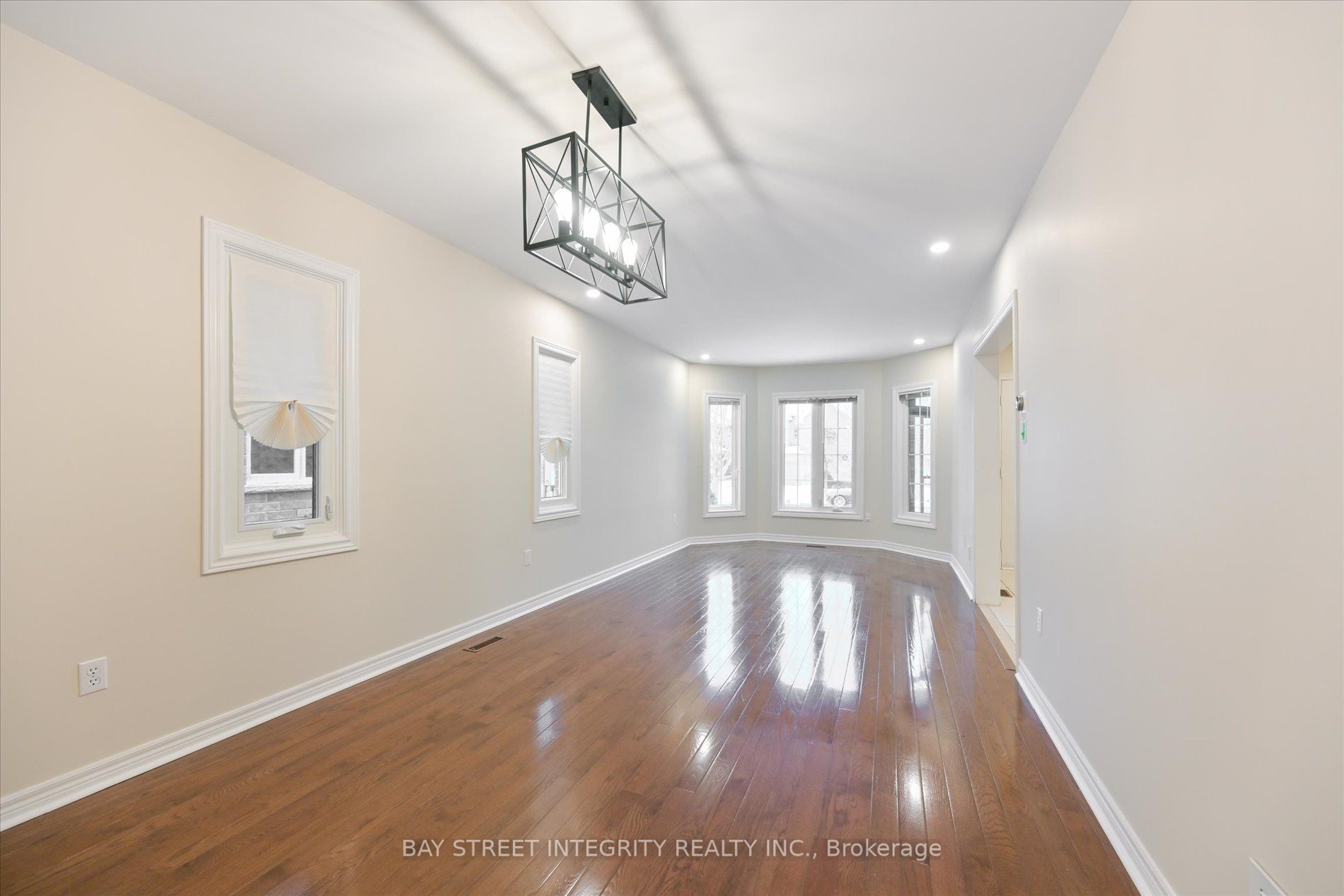 67 Grandlea Crescent