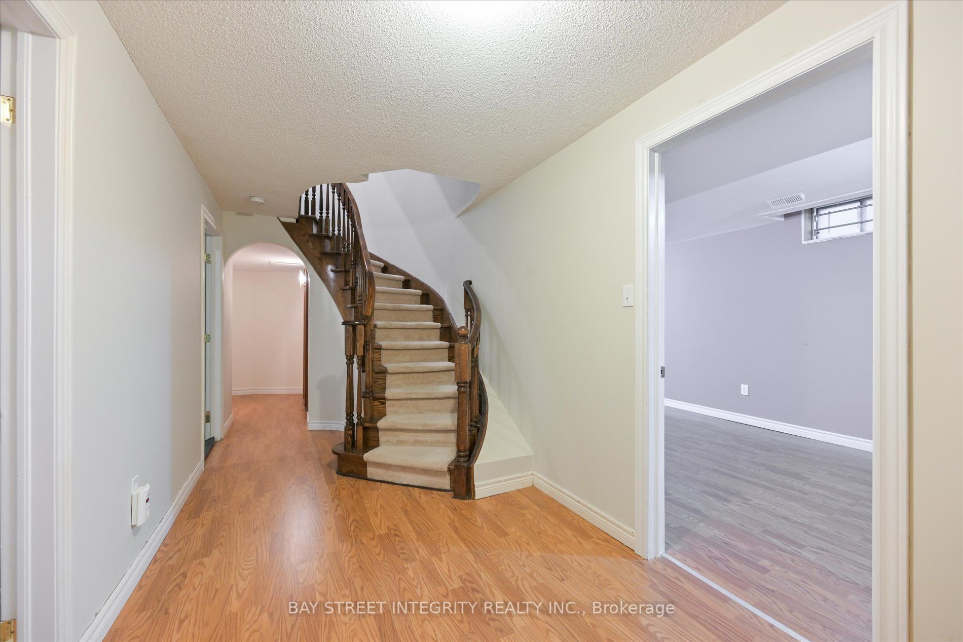 67 Grandlea Crescent