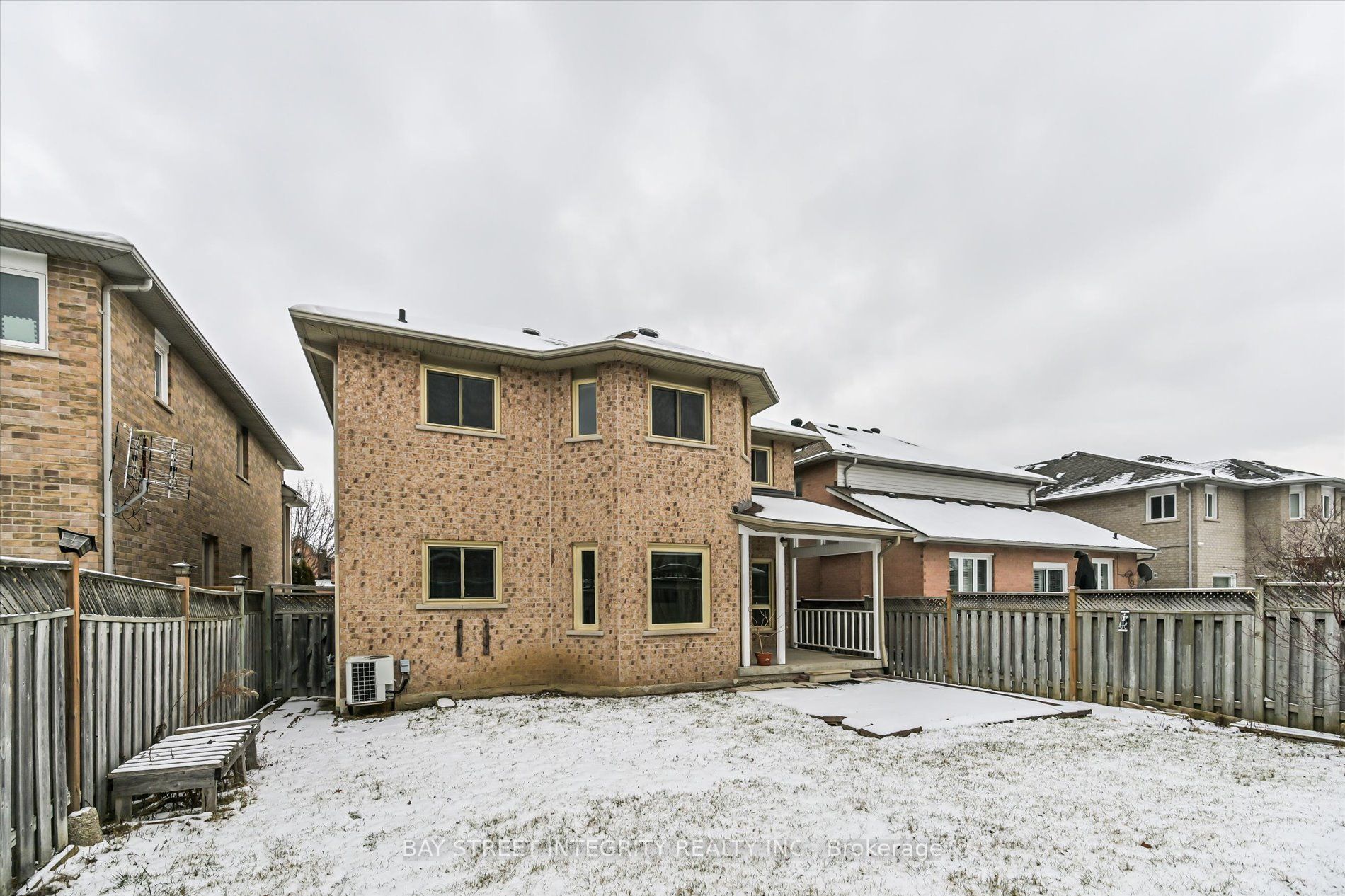 67 Grandlea Crescent