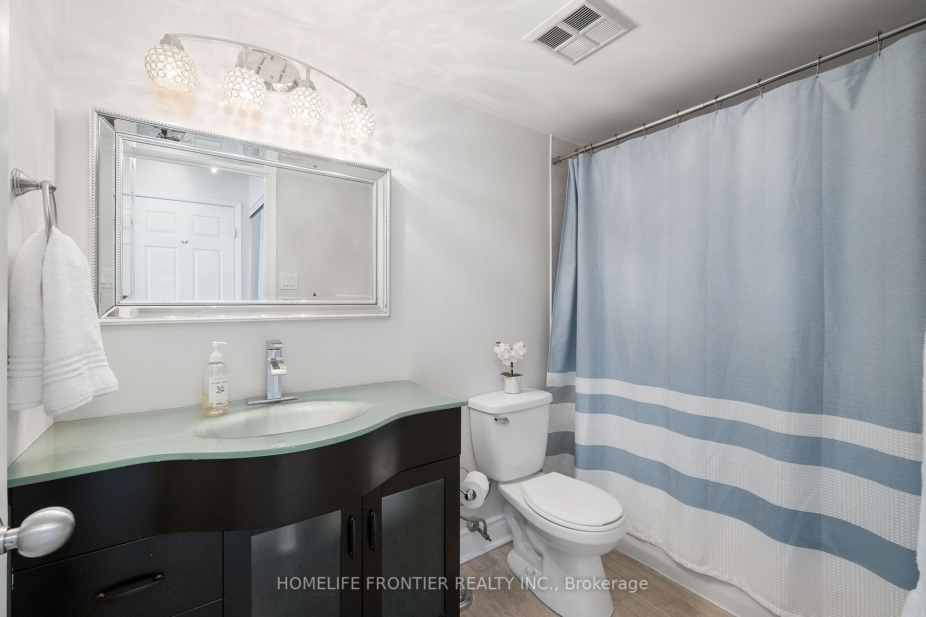 309 Major Mackenzie Dr E, #601