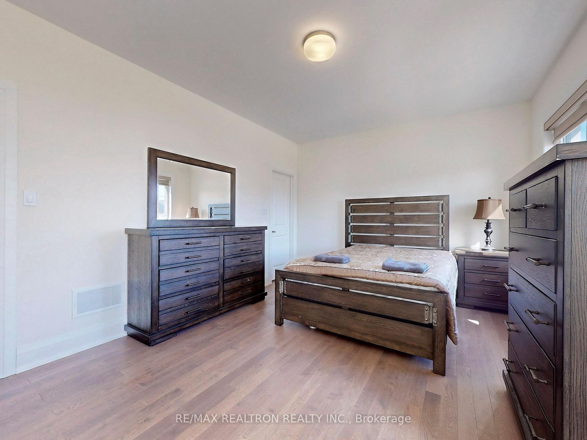 534 Kleinburg Summit Way