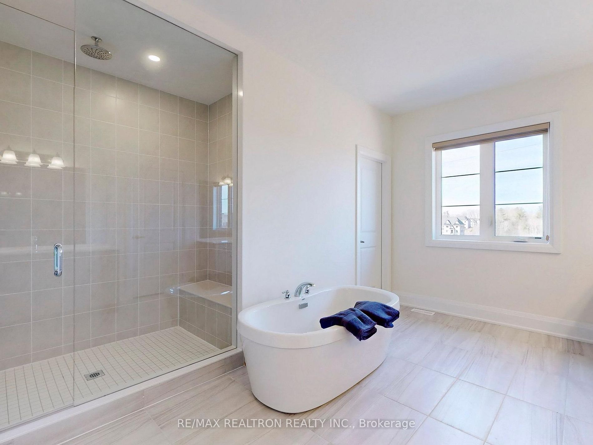 534 Kleinburg Summit Way