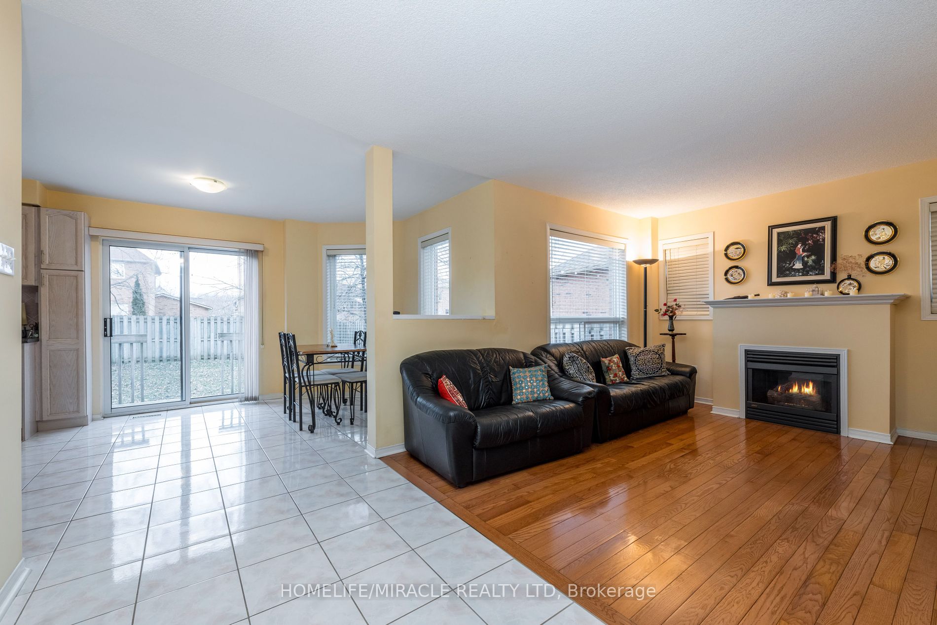 1338 Vincent Crescent