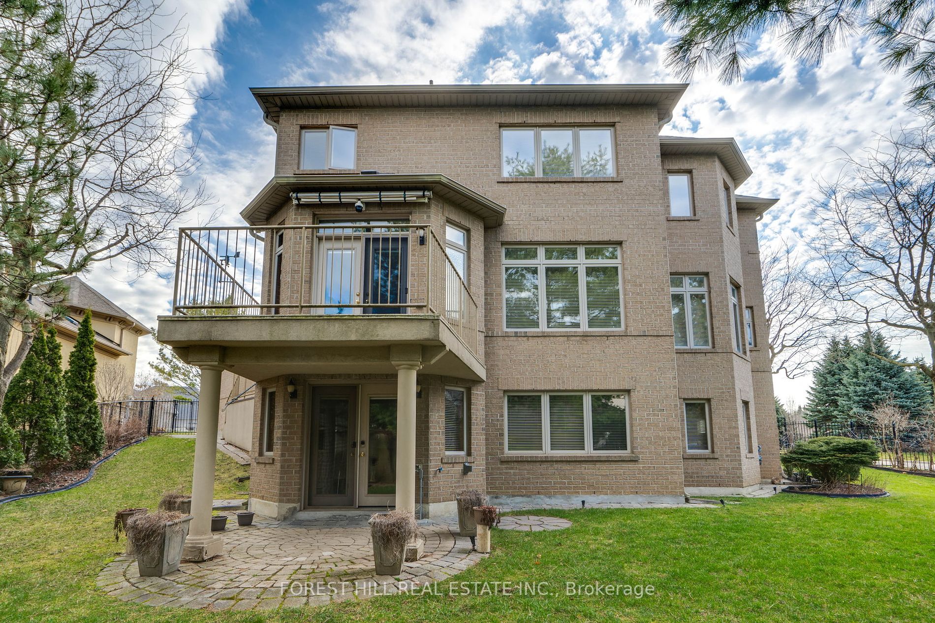 151 Nevada Crescent