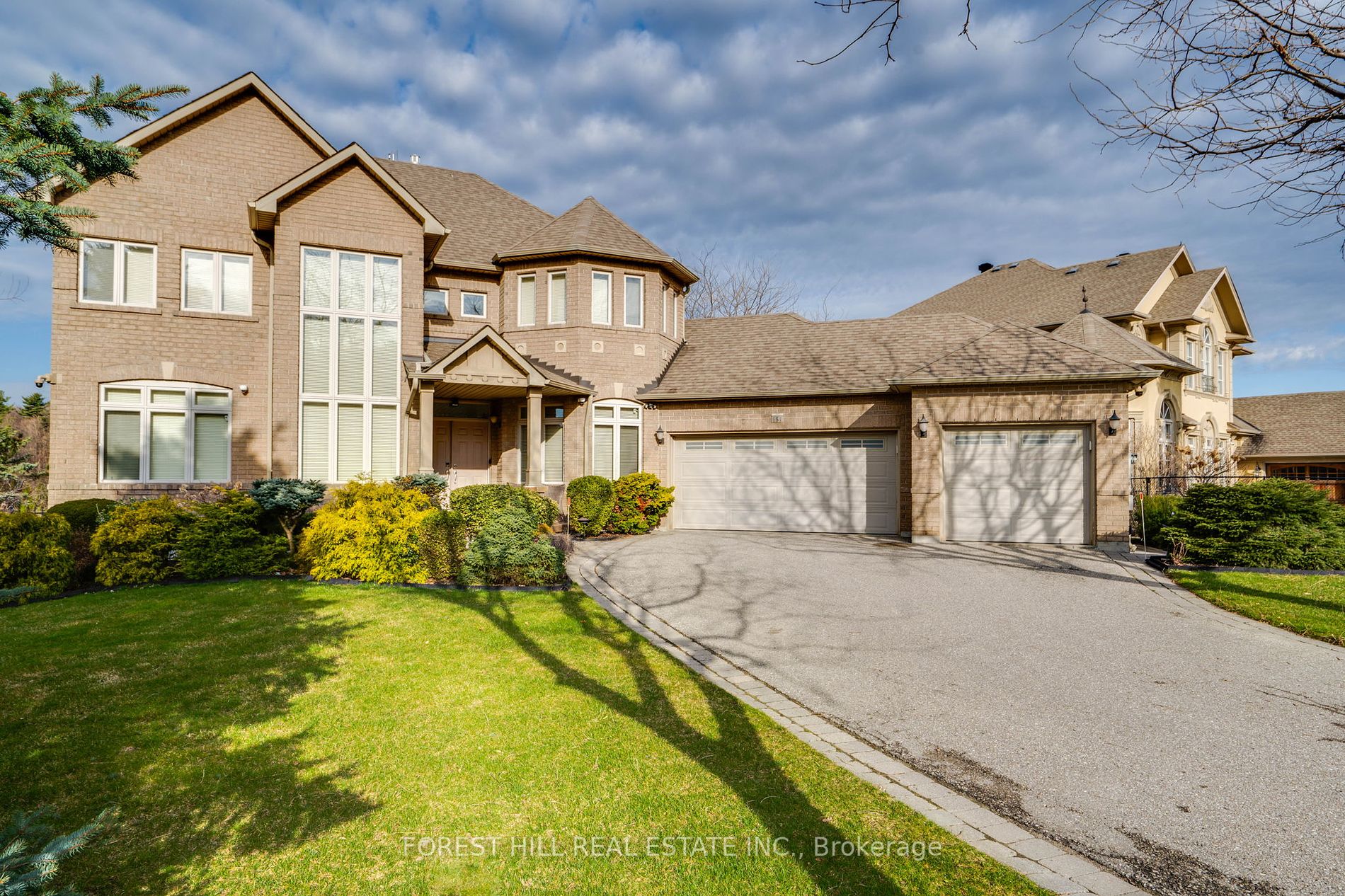 151 Nevada Crescent