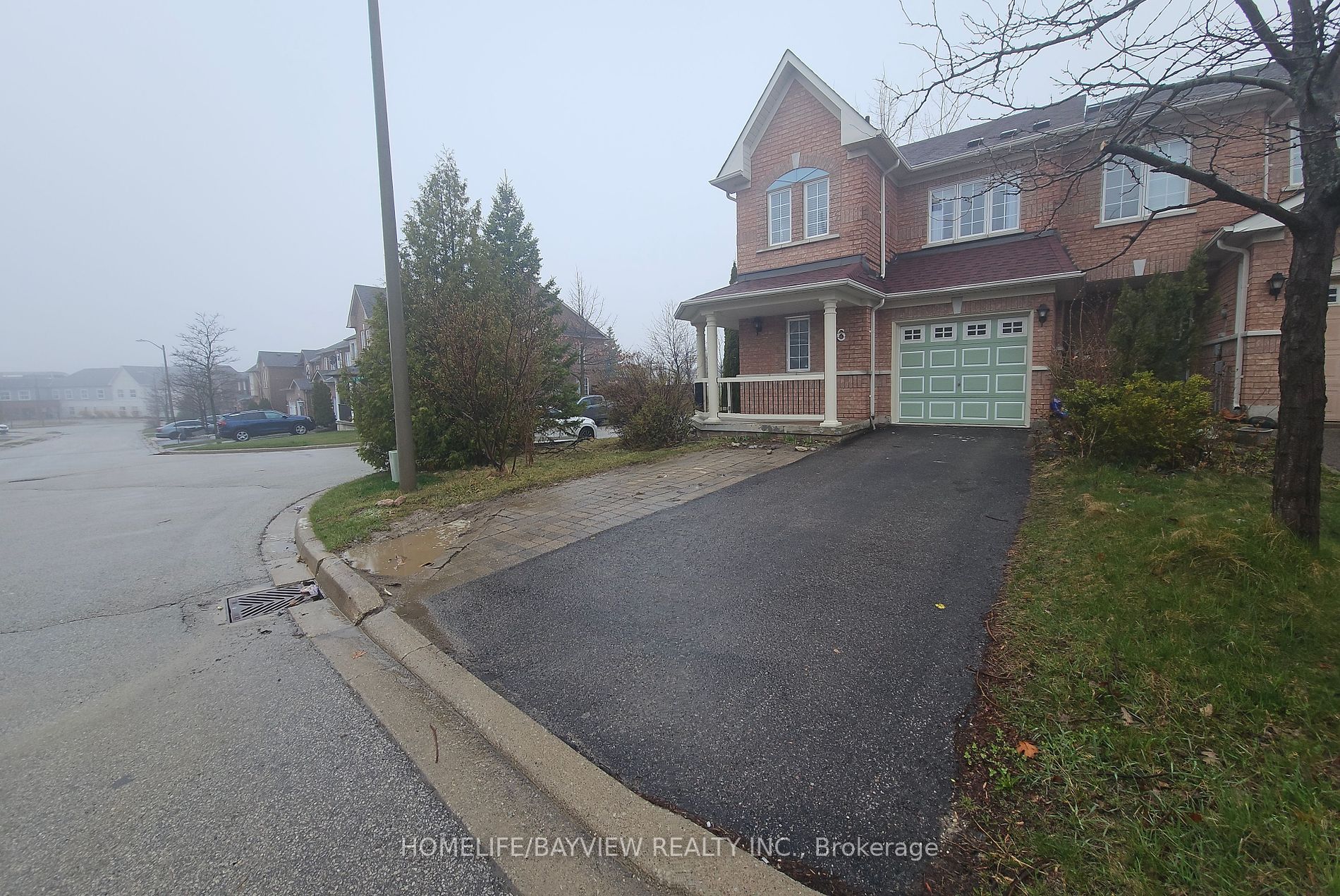 36 Lodgeway Dr