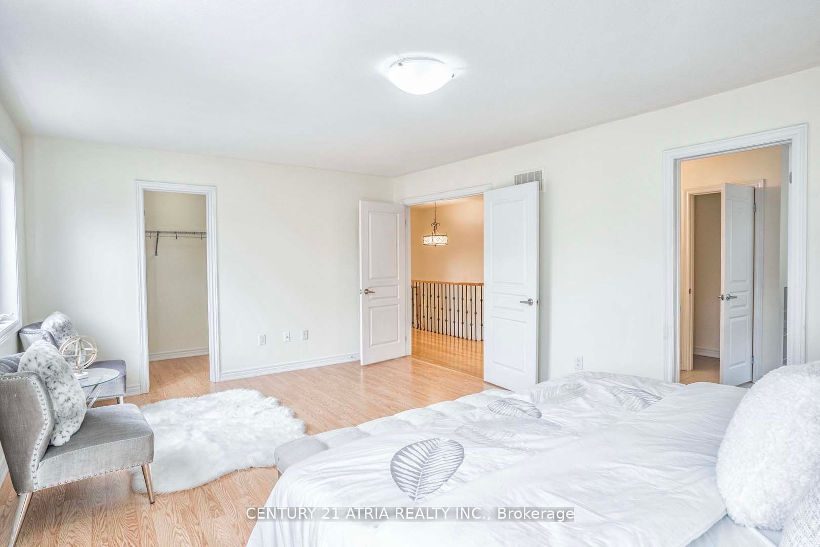 48 Farmhouse Cres