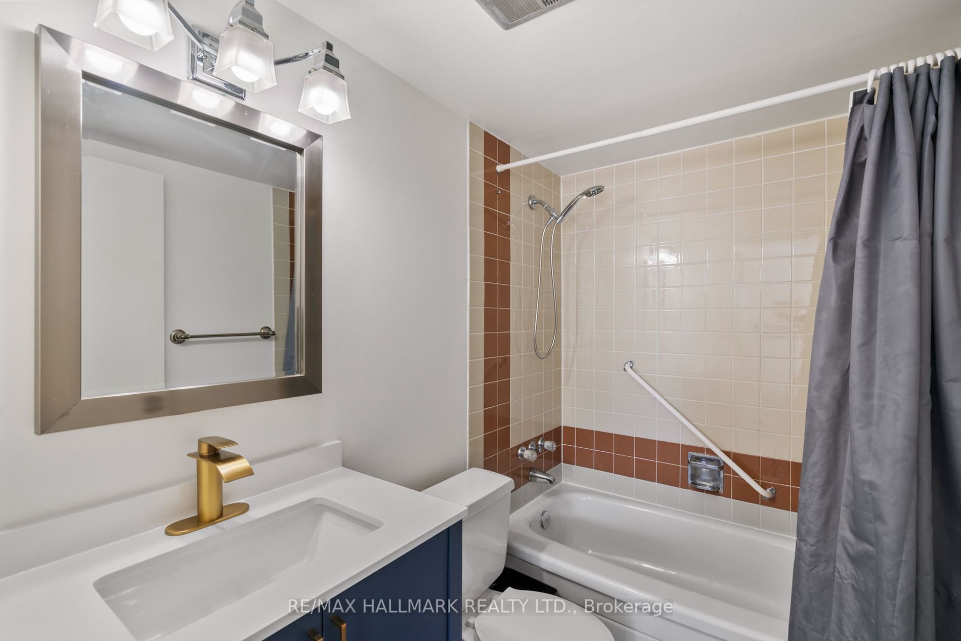 40 Baif Boulevard #406