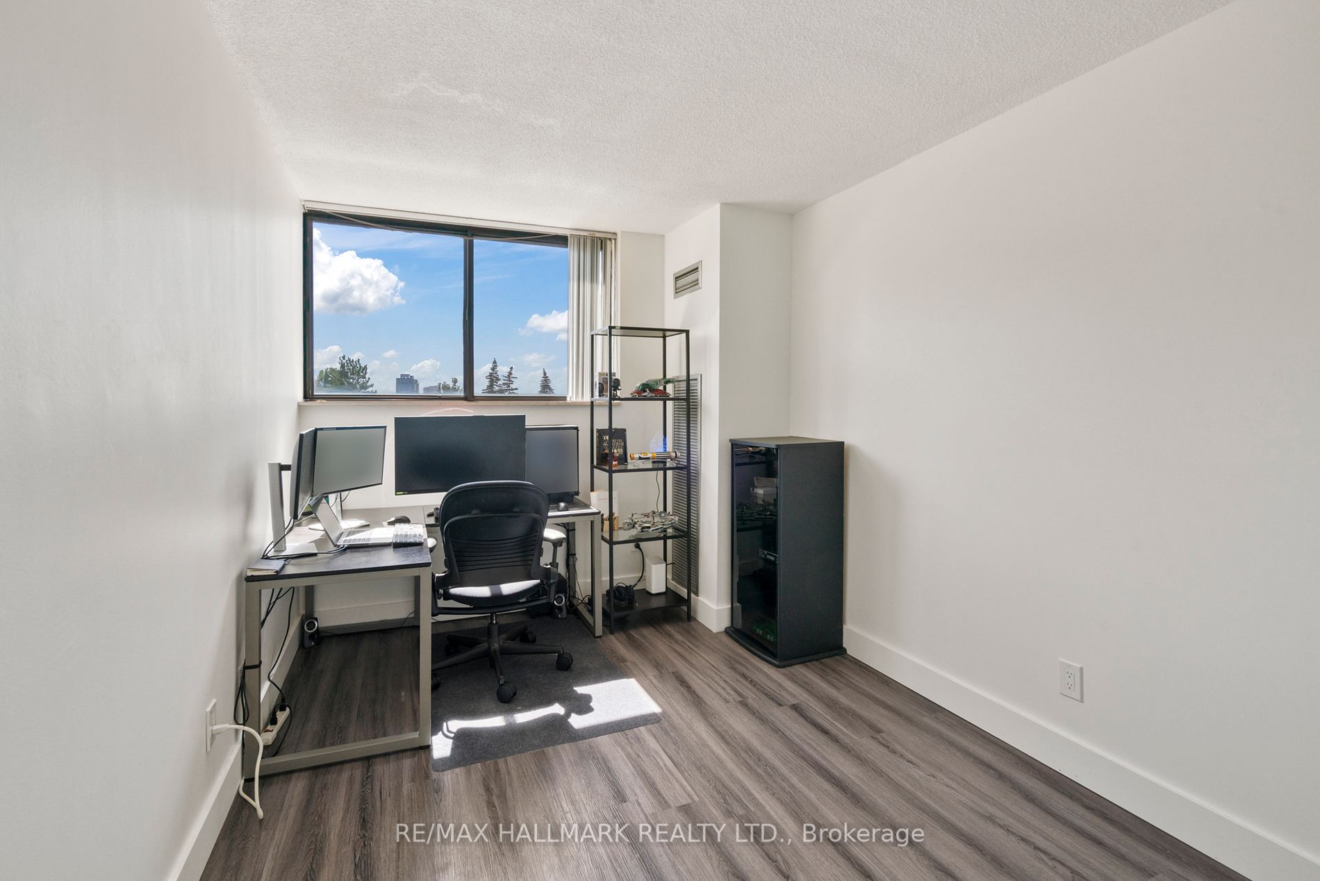 40 Baif Boulevard #406